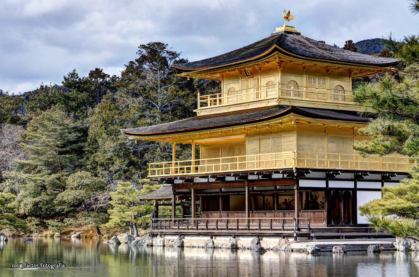 5 shot HDR of Kinkakuji in 2013