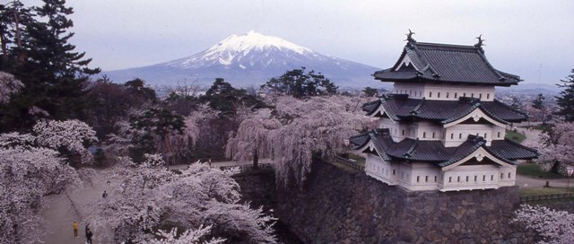photo credits: http://www.hirosaki-kanko.or.jp/en/edit.html?id=edit14